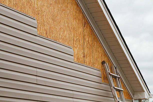 24/7 Emergency Wood Siding experts in Piqua, OH